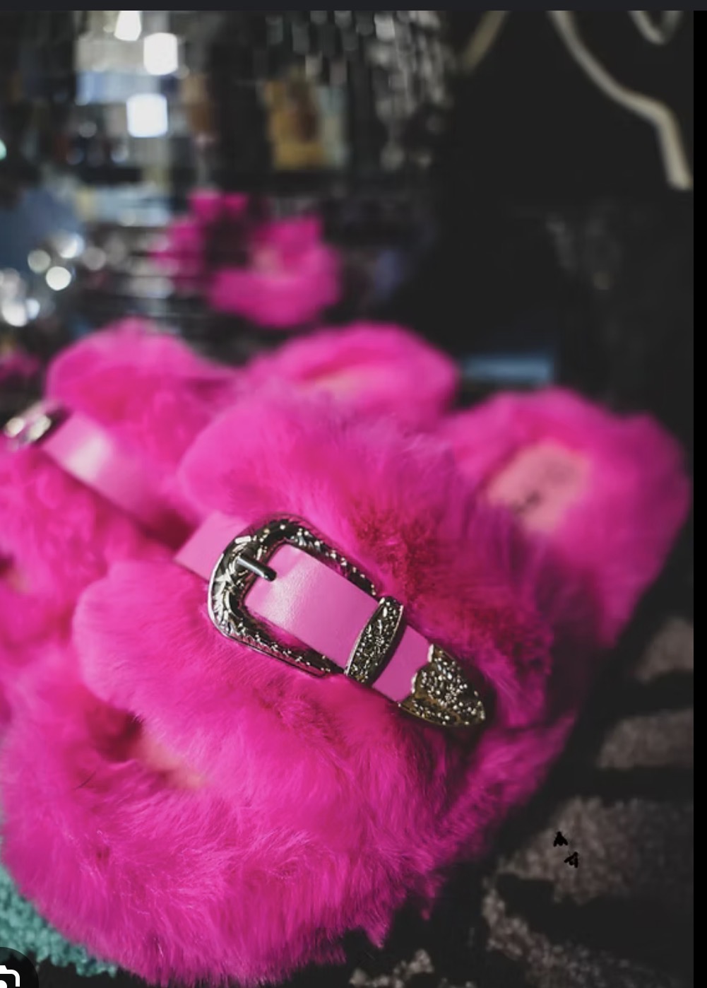 Home Buckles - Pink