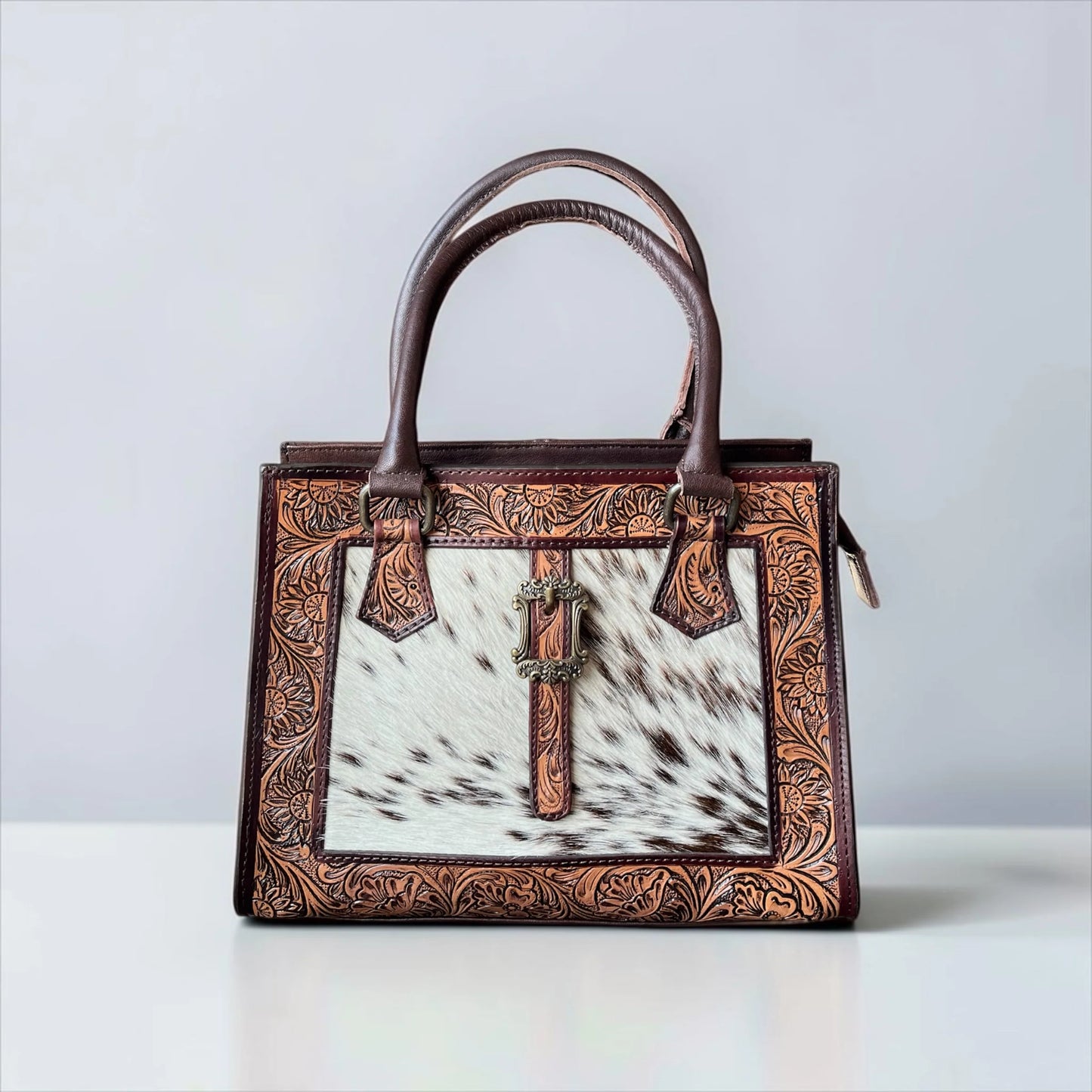 BROWN TOOLED LEATHER BUCKLE