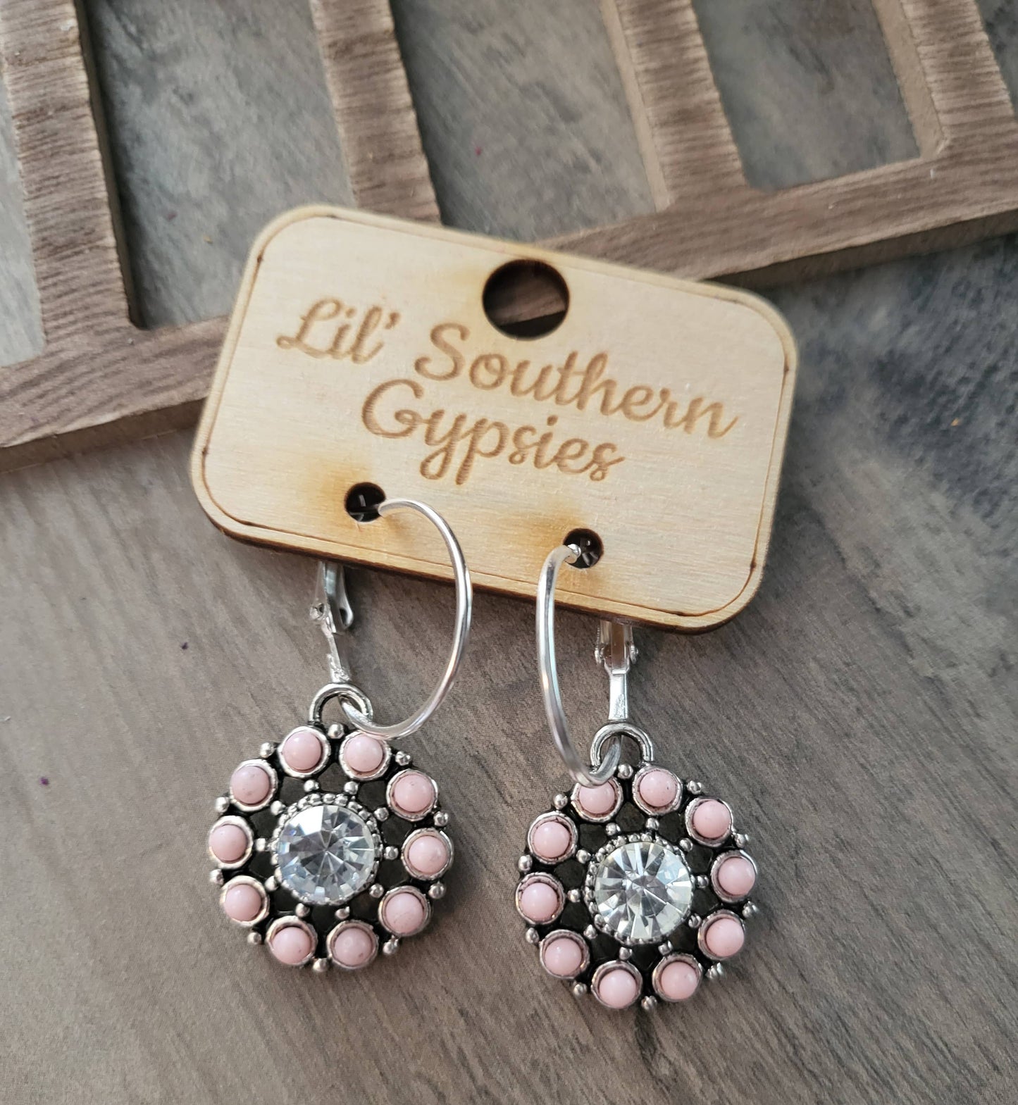 Pink pearls earrings